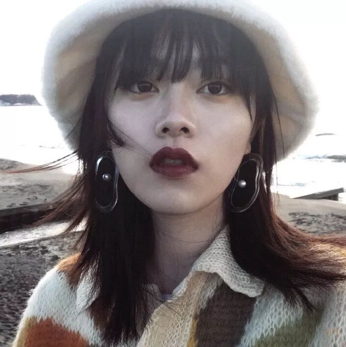 QQ頭像女霸氣最新時尚潮流,個性風(fēng)采盡顯