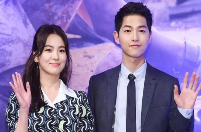 宋仲基宋慧喬最新消息與科技新品亮相,生活與愛情的同步煥新時(shí)刻(2024年)