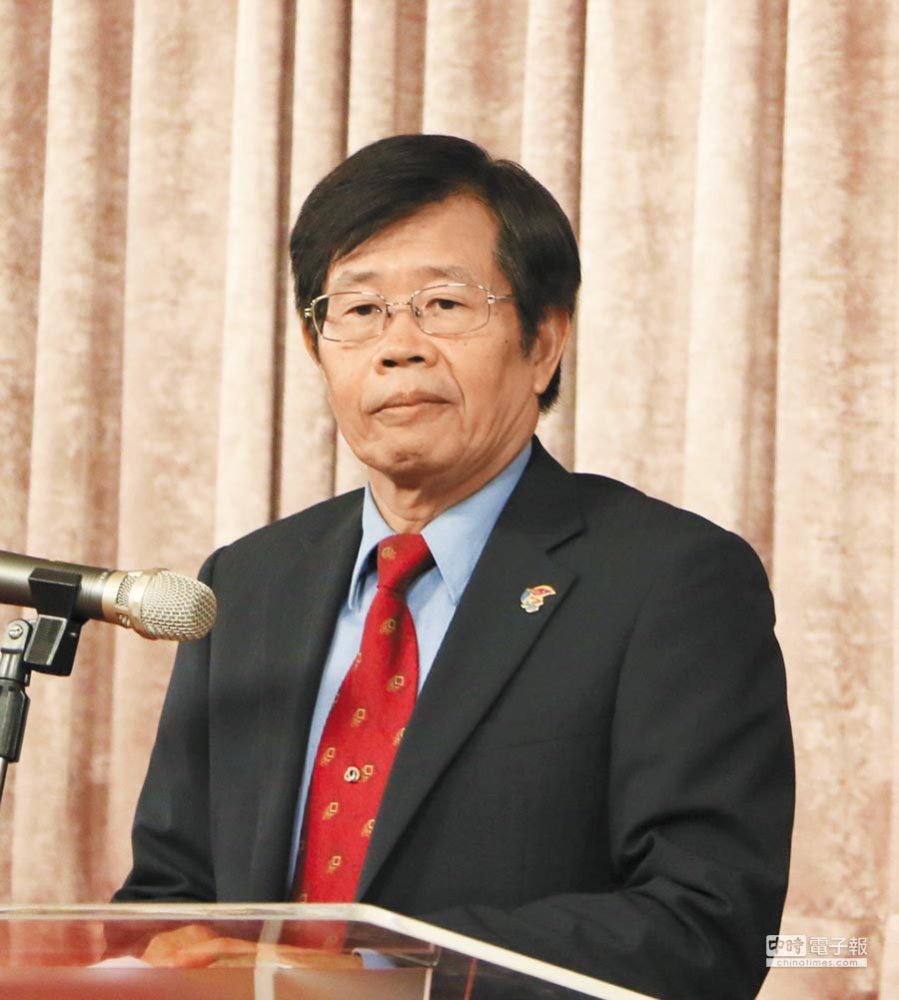 高雄市長最新科技產品亮相介紹