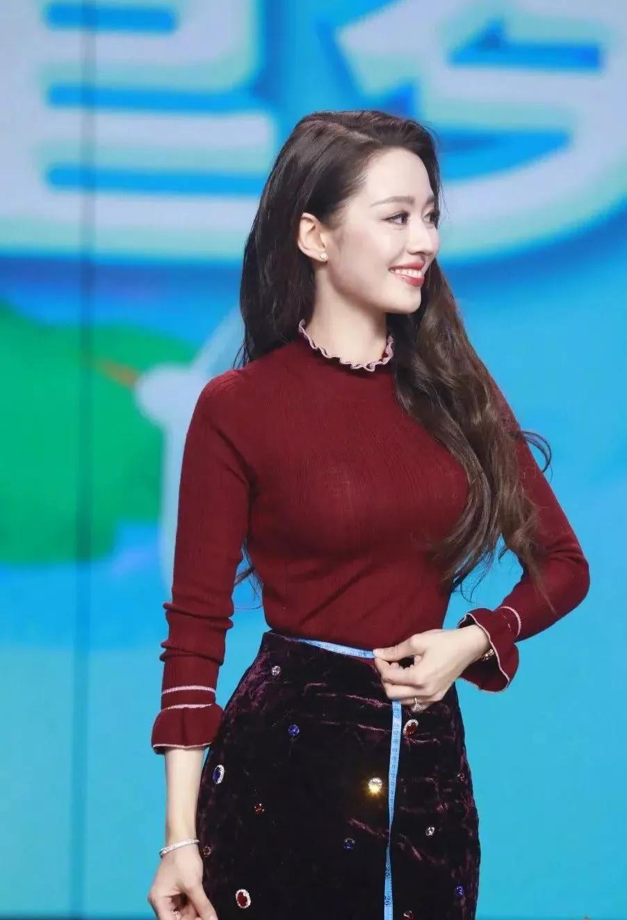 最新女星視頻,星光變化中的自信與成就力量