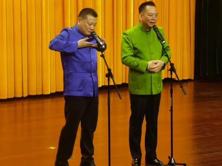 滑稽演員徐磊的老公,舞臺背后的靈魂伴侶