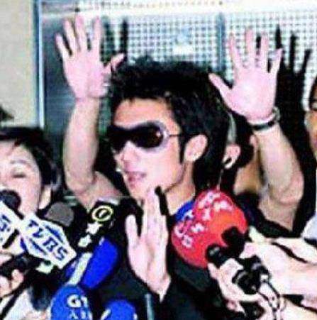 科技力量重塑明星形象,全新智能科技產品介紹