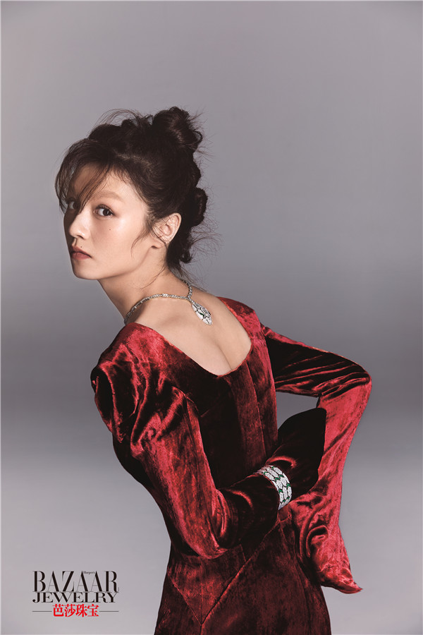 演員春夏照片，光影藝術中的璀璨人生