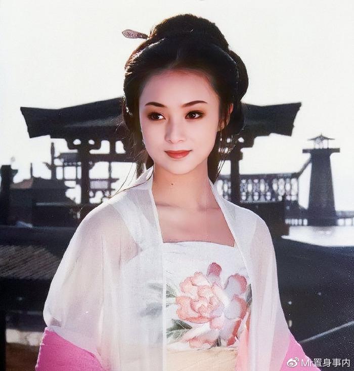 董智芝的表演藝術之路,如何學習表演藝術并邁向舞臺成功之巔