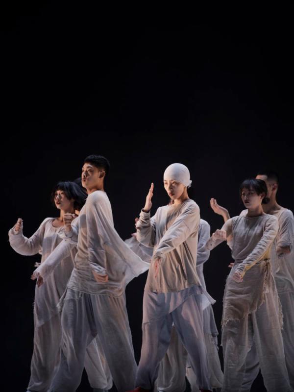 外國女明星名字大全，自然美景鼓舞之旅的明星閃耀之路