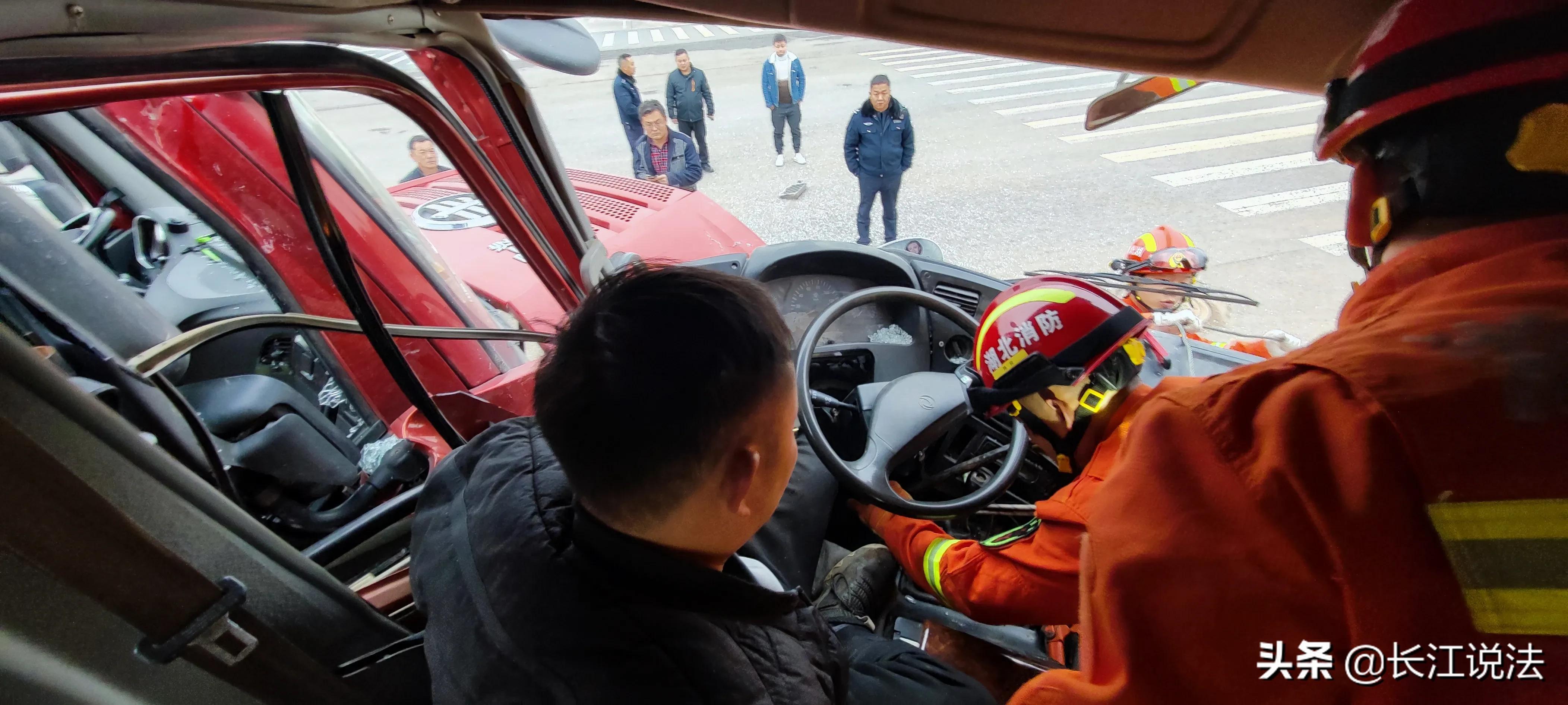 震撼！蘄春再現車禍悲劇，警鐘長鳴——2025最新車禍新聞