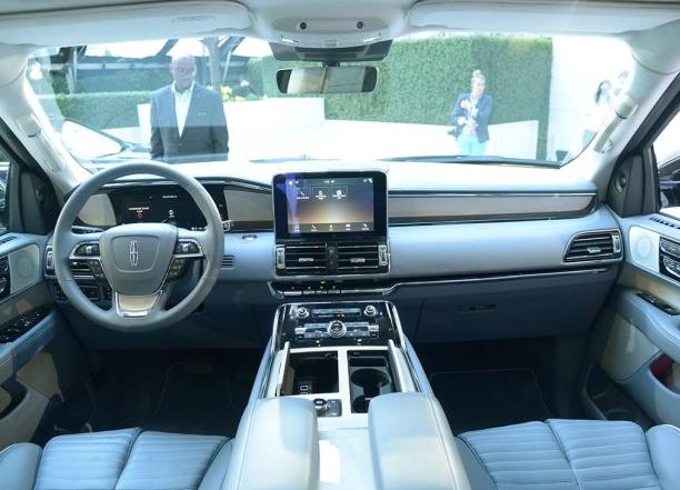 現代木紋門款式推薦，選購、安裝指南與流行趨勢解析