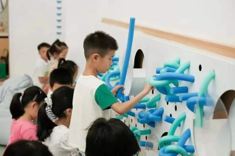 娃娃屋游戲完整版最新探索,小巷隱藏寶藏與未知游戲樂園的冒險之旅