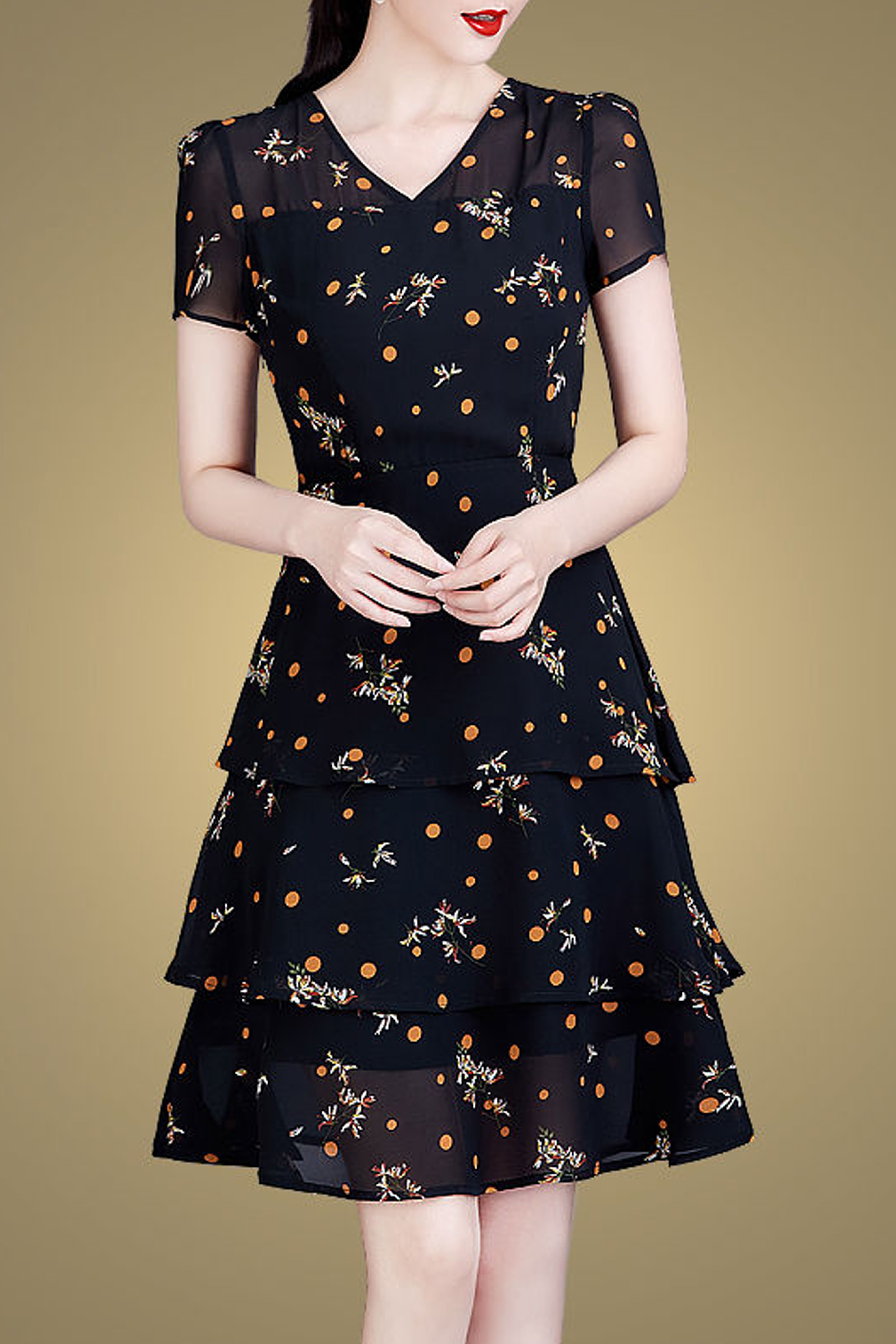 『春夏最新女式裙潮流盛宴,時尚魅力一展無遺』