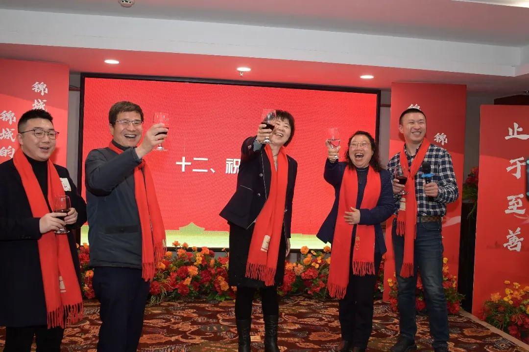 胡立陽最新探索,自然美景的治愈之旅