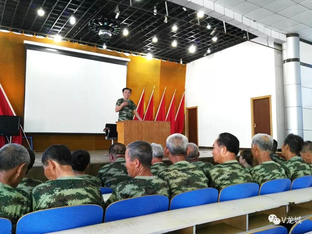 小巷深處的軍迷天堂,最新軍情新聞揭秘