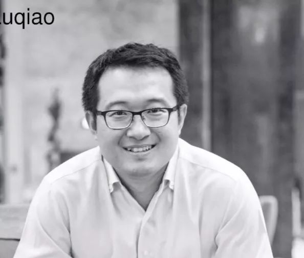 何匡最新女友,變化的力量與自信成就之路的見證者