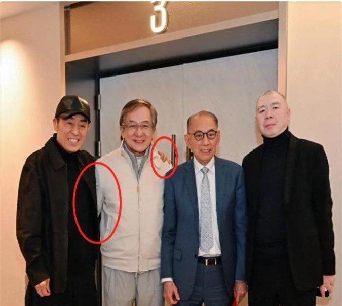 成龍最新動態揭秘，小巷深處的驚喜探索之旅（2025年）