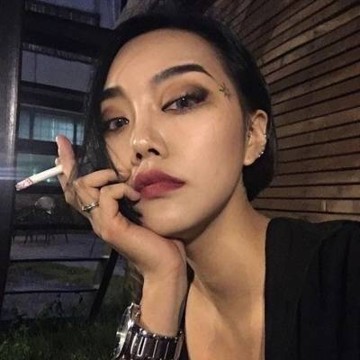 最新美女紋身圖案,時(shí)尚潮流中的個(gè)性表達(dá)