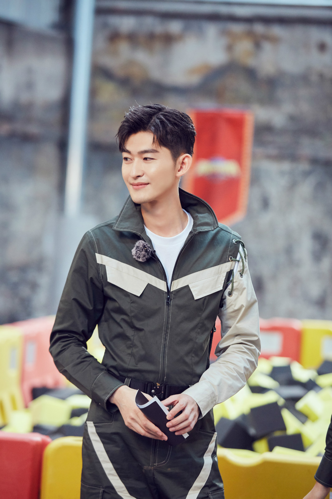 張翰最新綜藝節目揭秘,小巷深處的獨特風情體驗