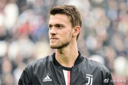 肺炎最新國際動態(tài)，變化中的學(xué)習(xí)之旅，成就感的源泉