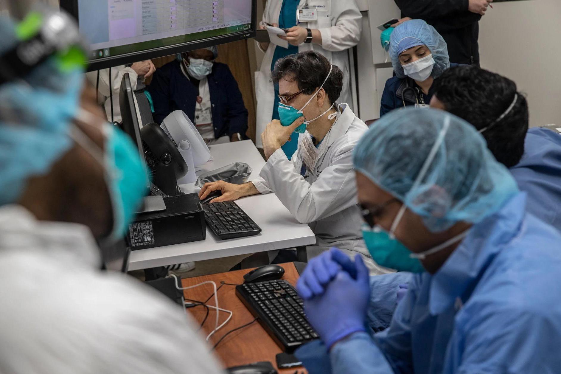 疫情最新醫生,科技守護生命之光的力量前線