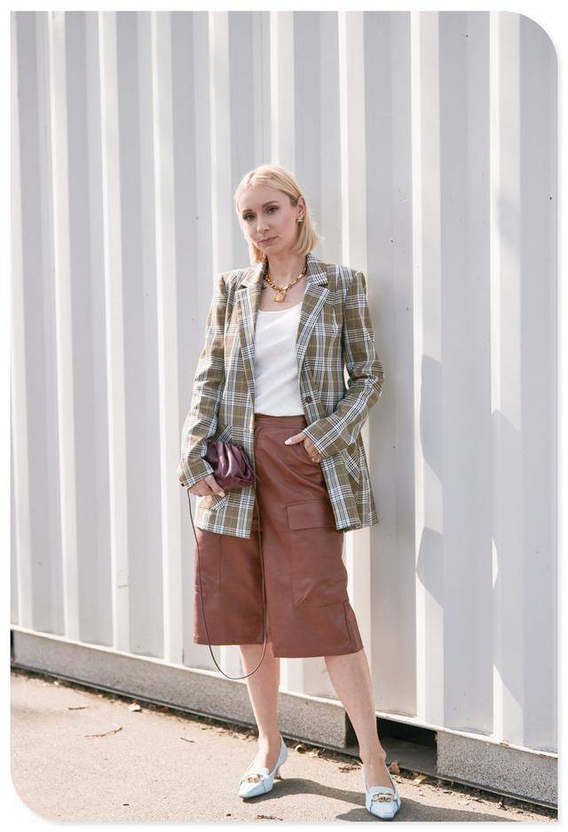 最新時髦上衣,引領(lǐng)時尚潮流的尖端選擇