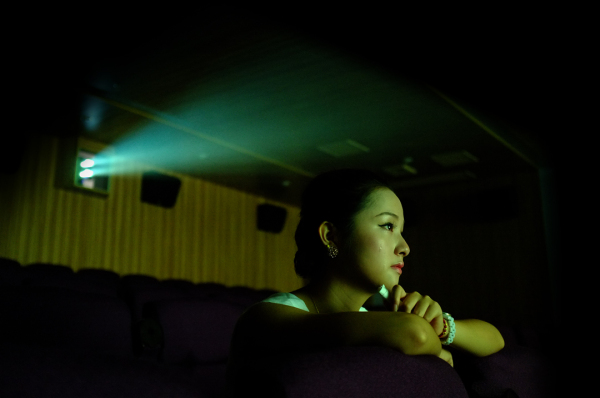 寂寞影院最新,電影中的溫暖奇緣之旅