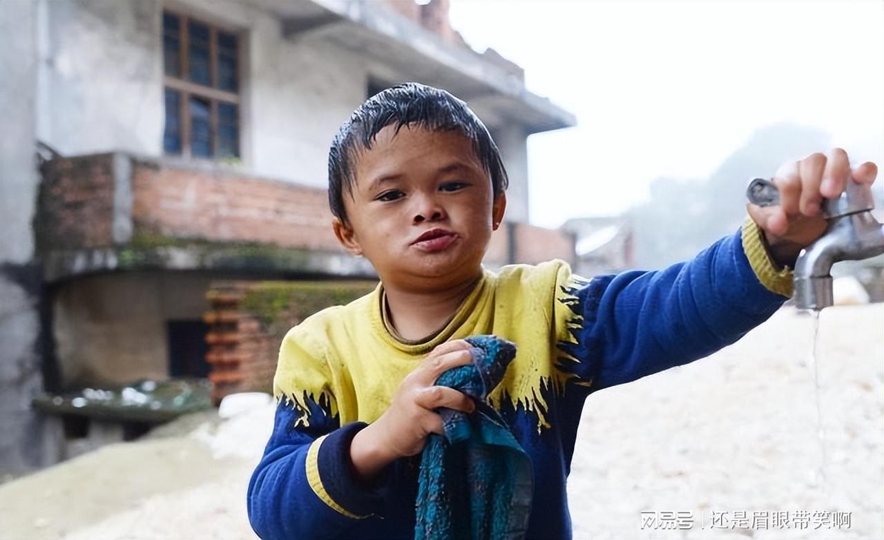 范小勤的最新現(xiàn)狀,勵(lì)志人生的自信之光閃耀前行