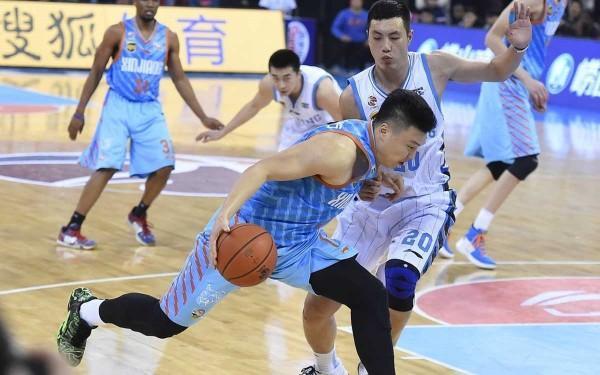 CBA最新轉(zhuǎn)會動態(tài),球員流動帶來自信與成就感,新成員蓄勢待發(fā)