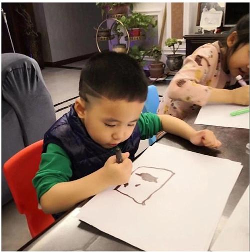 科技智能守護童年,幼兒園停課最新動態(tài)