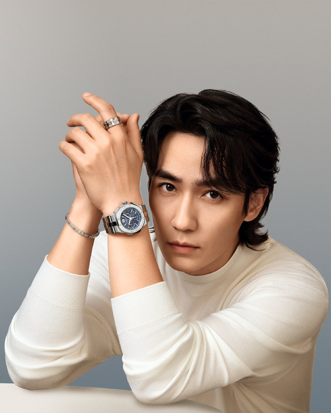 朱一龍最新圖片聚焦時尚潮流與影視魅力