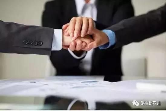 黃金交易最新價格及市場走勢分析,多方觀點與個人立場探討